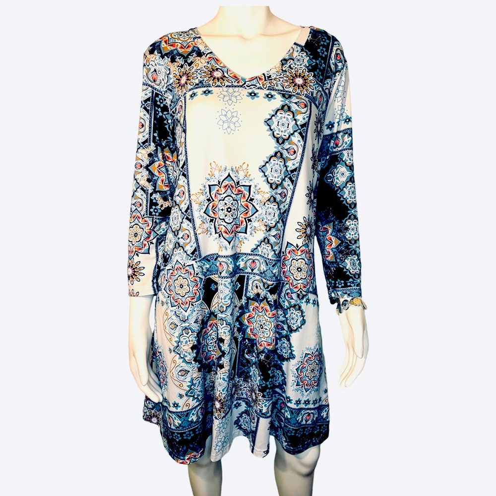 Lildy Tunic Medallion Paisley V Neck Soft Dress  with Pockets ~ Size L/XL